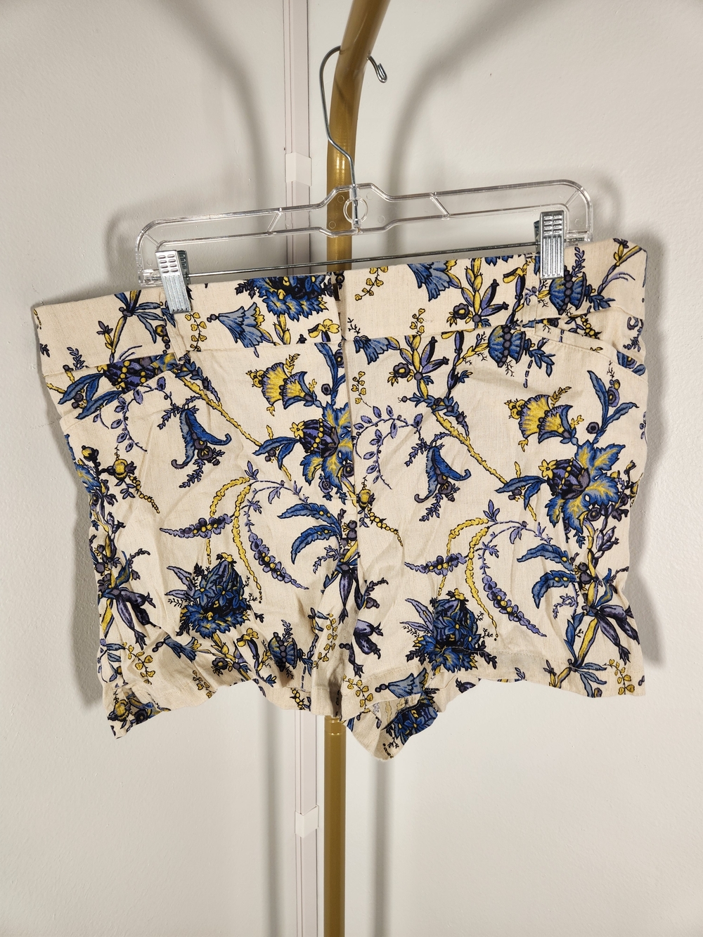 LOFT Floral Shorts in Blue and Cream